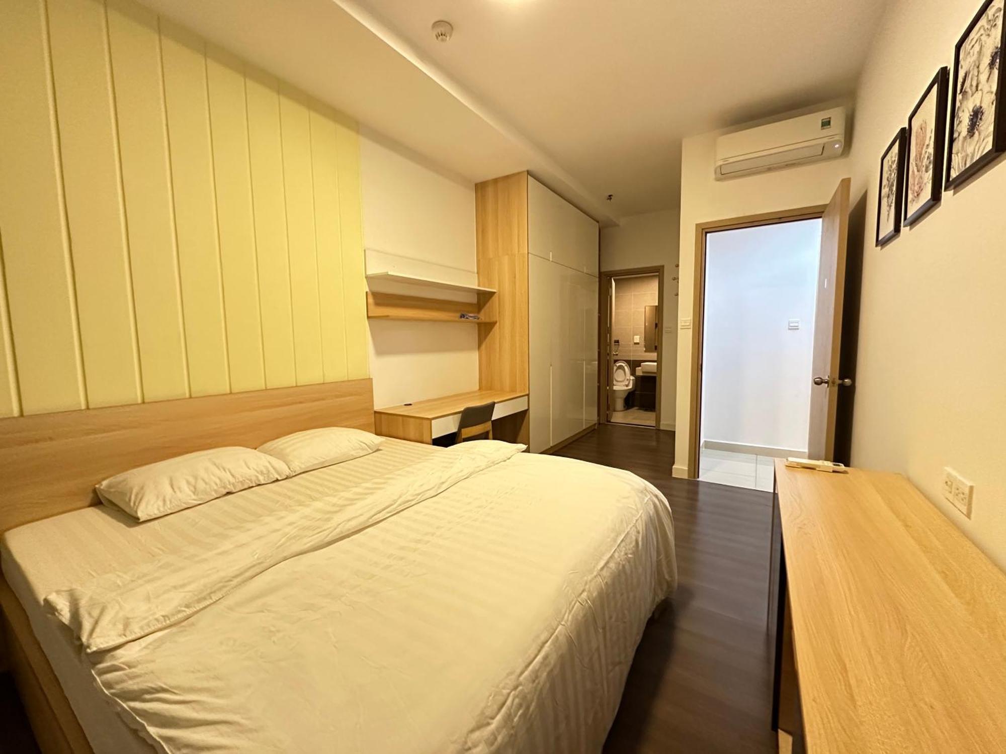 Căn hộ 2 Bedrooms At The Sun Avenue In The Center Of District 2 With Overflow Swimming Pool